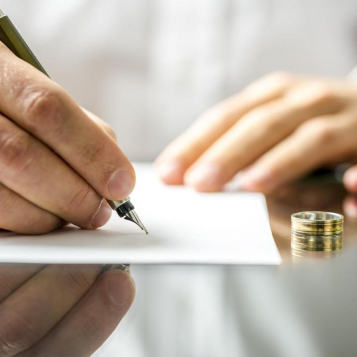 -Conseil juridique pour la séparation de couples mariés Issy-les-Moulineaux