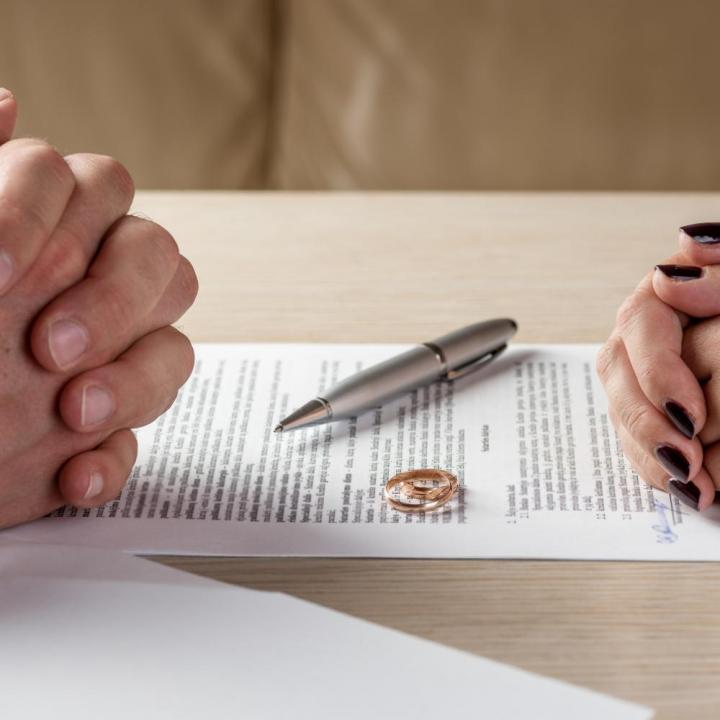 Avocat pour gérer la séparation des couples mariés Issy-les-Moulineaux
